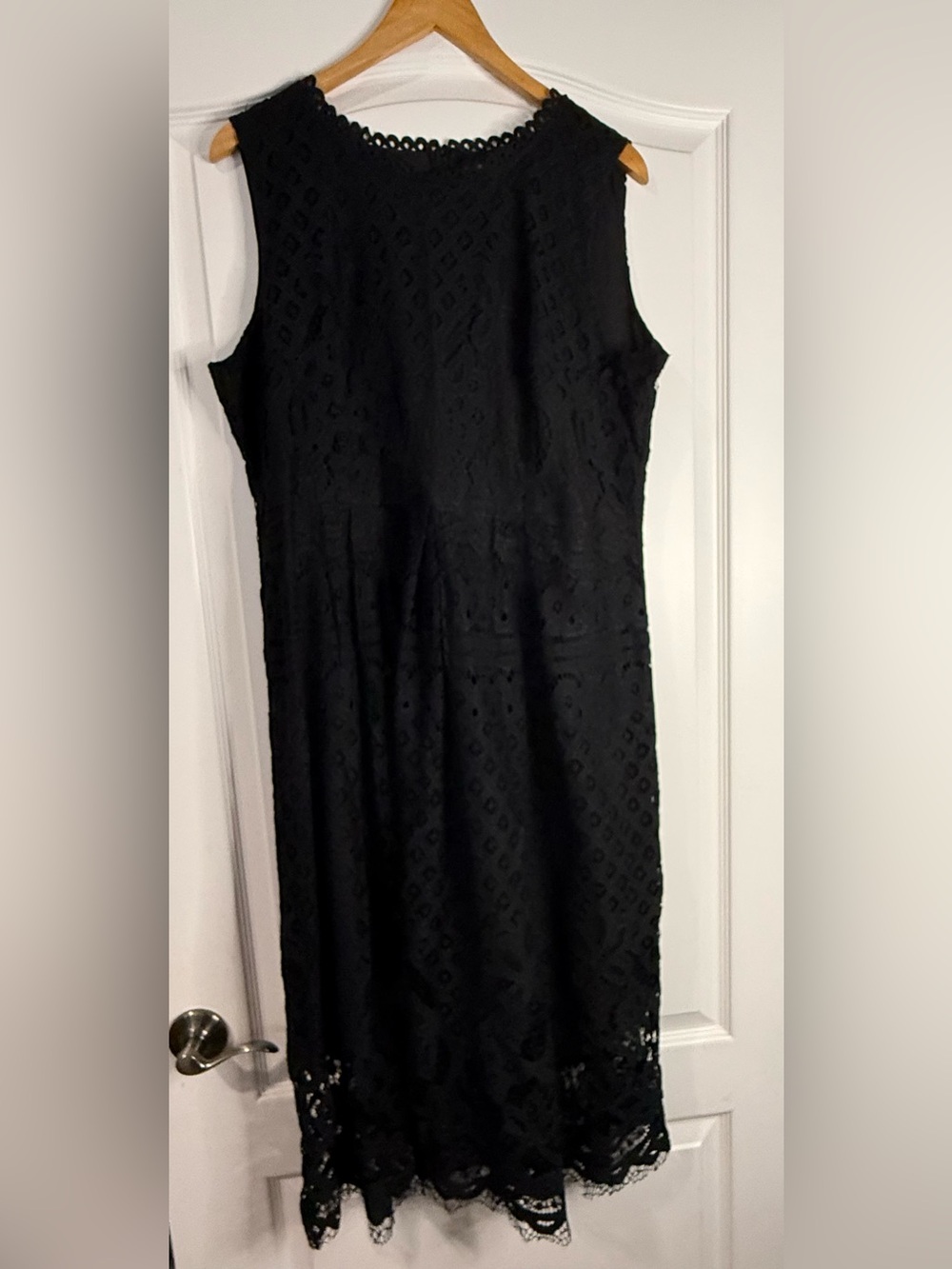 VEIISAR Classic Sleeveless Black Lace Dress